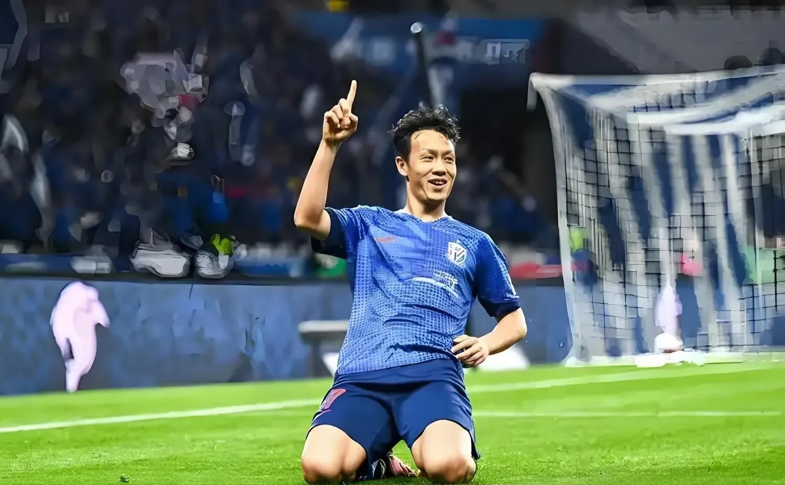 申花球员状态神勇,发挥出色实现逐渐崛起 申花球员状态神勇,发挥出色实现逐渐崛起