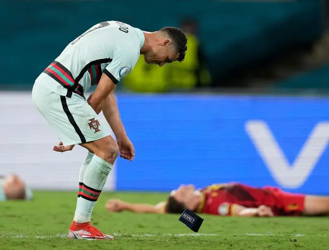 比利时战胜希腊，小组竞争进入白热化