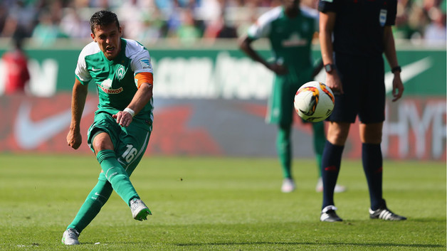 柏林联盟队实力强劲,斩获宝贵三分 柏林联盟队实力强劲,斩获宝贵三分