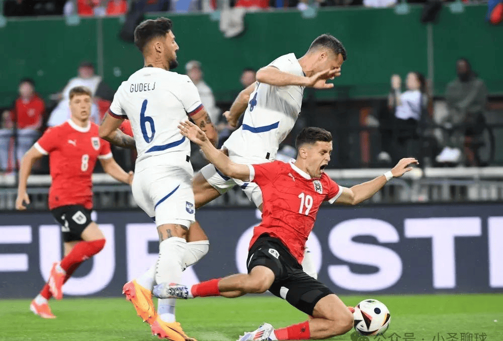 土耳其队客场取胜,给欧洲杯资格增光 土耳其队客场取胜,给欧洲杯资格增光