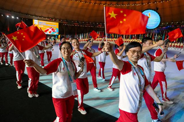 东道主球队在国际盛会上出色表现,成功晋级 东道主球队在国际盛会上出色表现,成功晋级